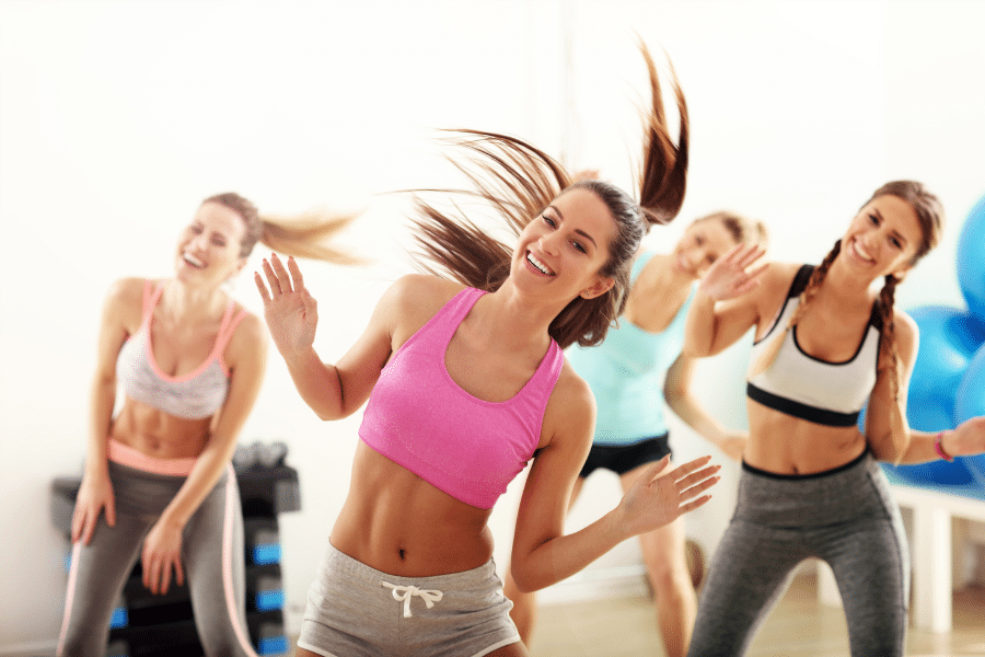 Fais Vibrer Ton Corps avec la Zumba à Magicfit Toulon !
