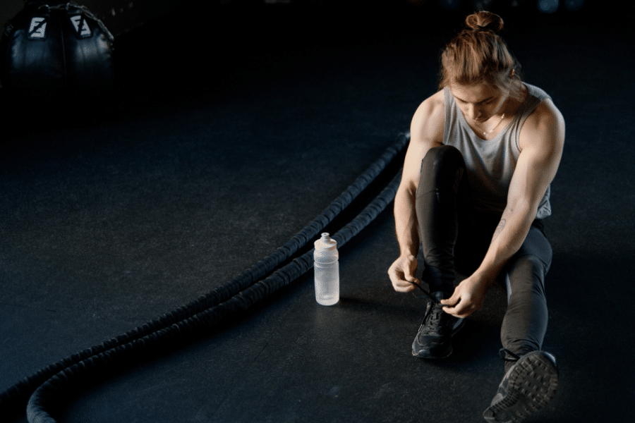 Calculateur BFR (Blood Flow Restriction) Générez Votre Protocole d'Occlusion Personnalisé pour l'Hypertrophie