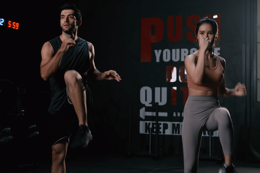 Cardio HIIT Exercices pour Débutants en Minutes