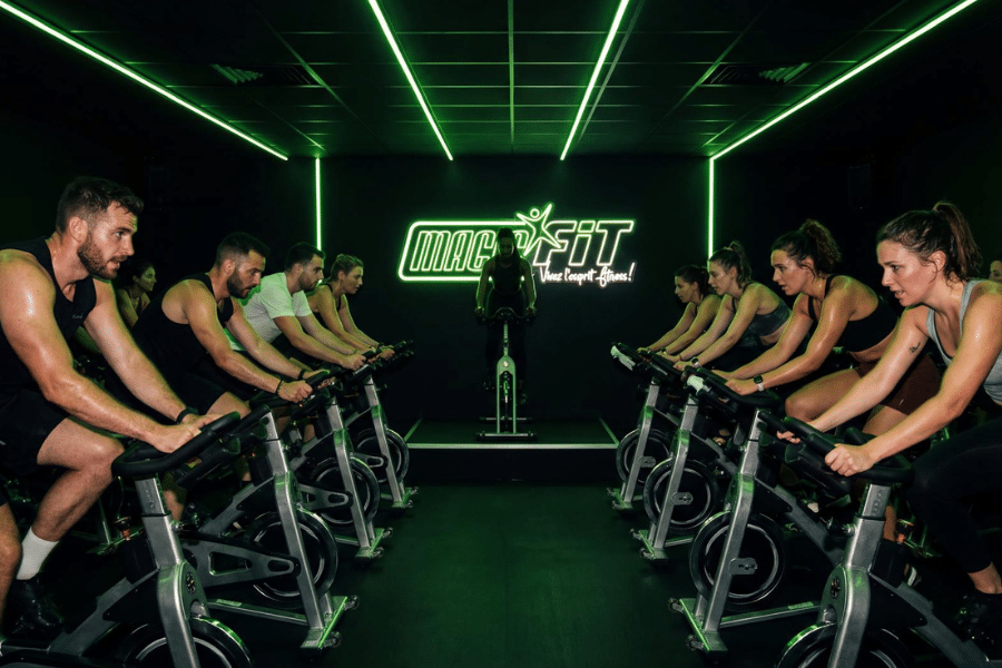 Fit Bike à Pont du Château Cycling Indoor Cardio et Endurance chez MagicFit