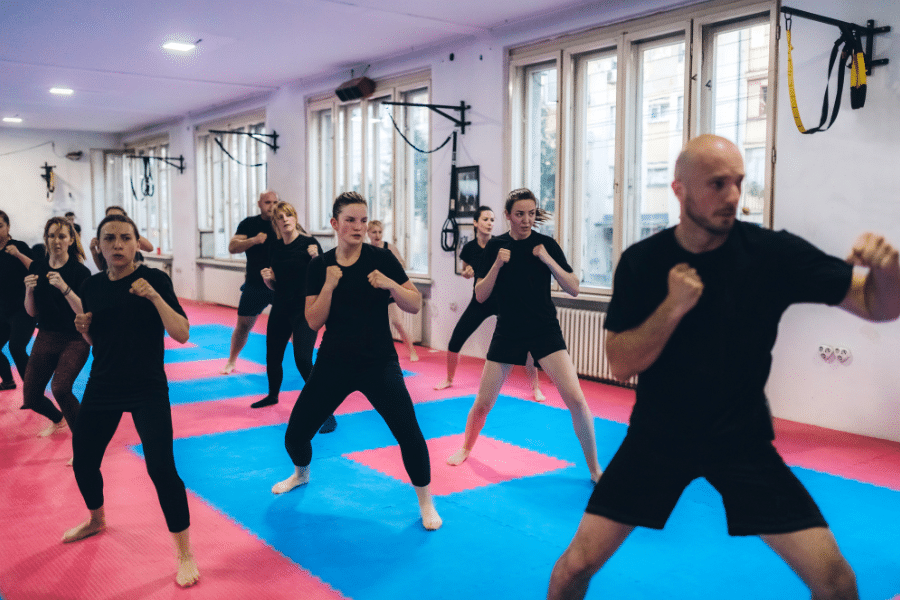 Kickboxing Ce que la science confirme sur le kickboxing la condition physique et la puissance explosive