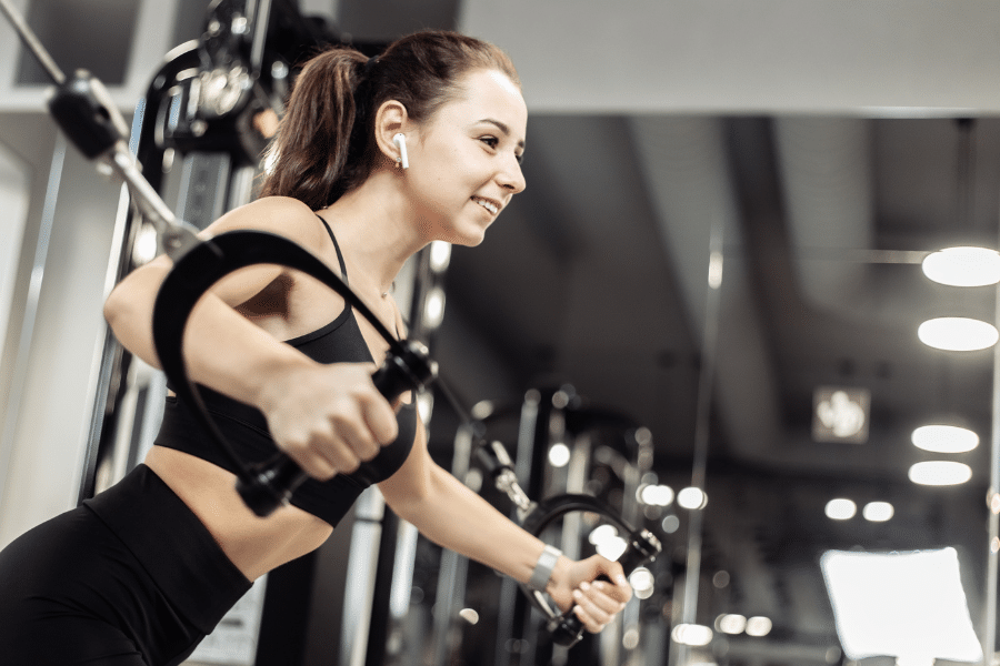 Musculation à ans la décennie où tout se construit — et les erreurs qui coûtent ans