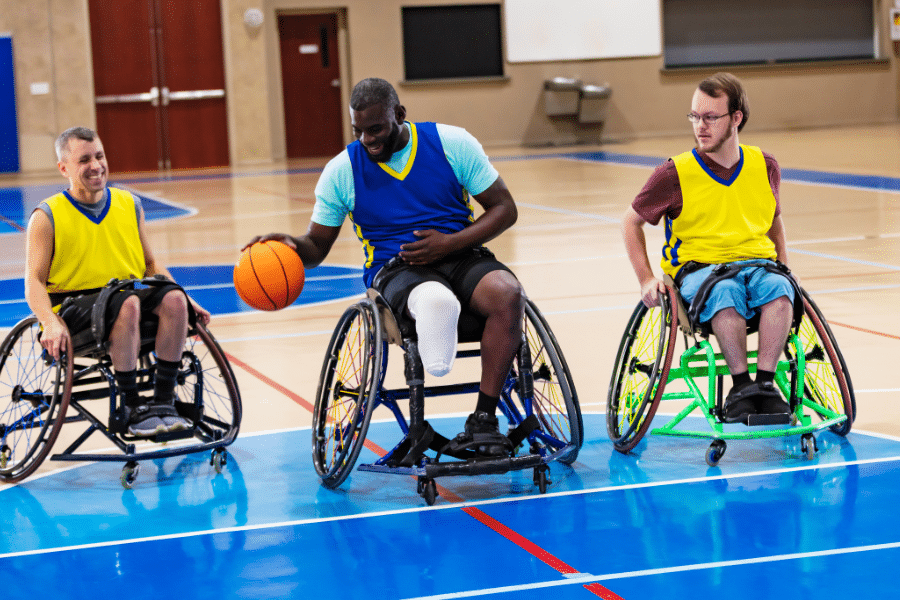 Sport et handicap % de pratiquants contre % % des clubs fermés et Paris n’a rien changé au quotidien