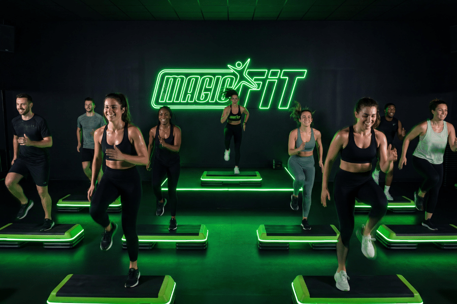 Step à Paris e Cardio Coordination et Endurance chez MagicFit