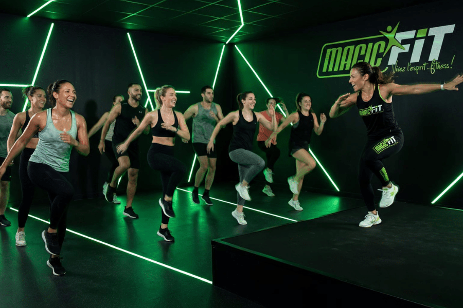 Zumba à Agneaux Cours Collectifs Bienfaits et Programme chez MagicFit