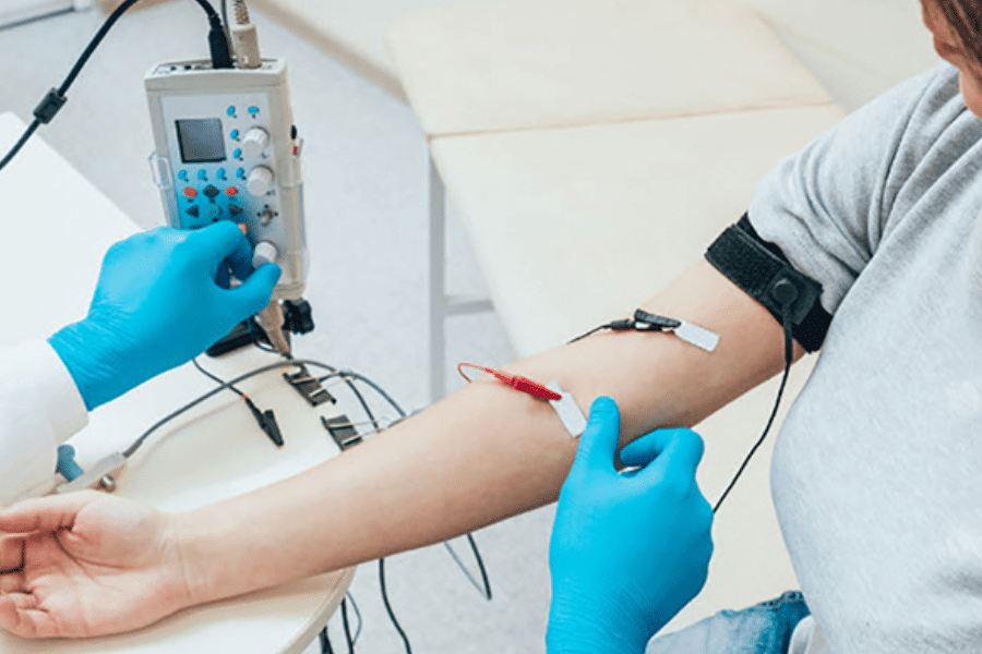 Activation Musculaire L'EMG Révèle Quels Exercices Recrutent le Plus