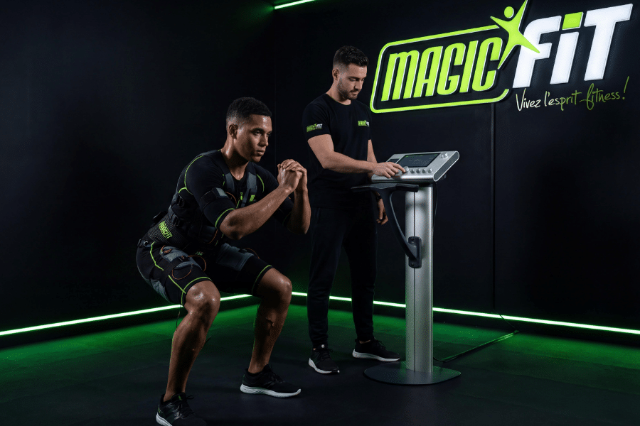 EMS à Mâcon Électrostimulation Musculaire et Résultats Rapides chez MagicFit
