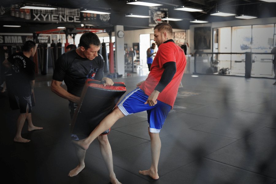 MMA Training à Agneaux Arts Martiaux Mixtes et Condition Physique chez MagicFit