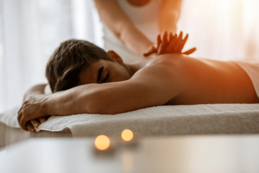 Massage Percussif et Pistolet de Massage La Science Derrière l'Outil Viral