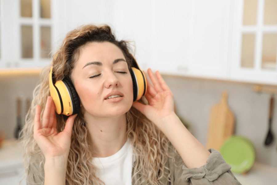 Musique Bruit et Silence Comment l'Environnement Sonore Affecte votre Performance