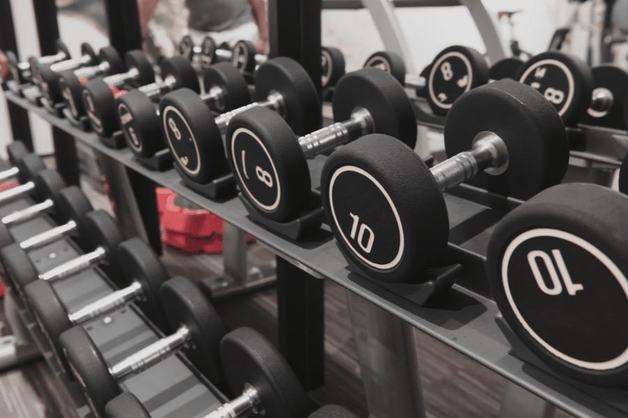 Planet Fitness Basic Fit SmartFit les modèles low cost qui dominent le monde