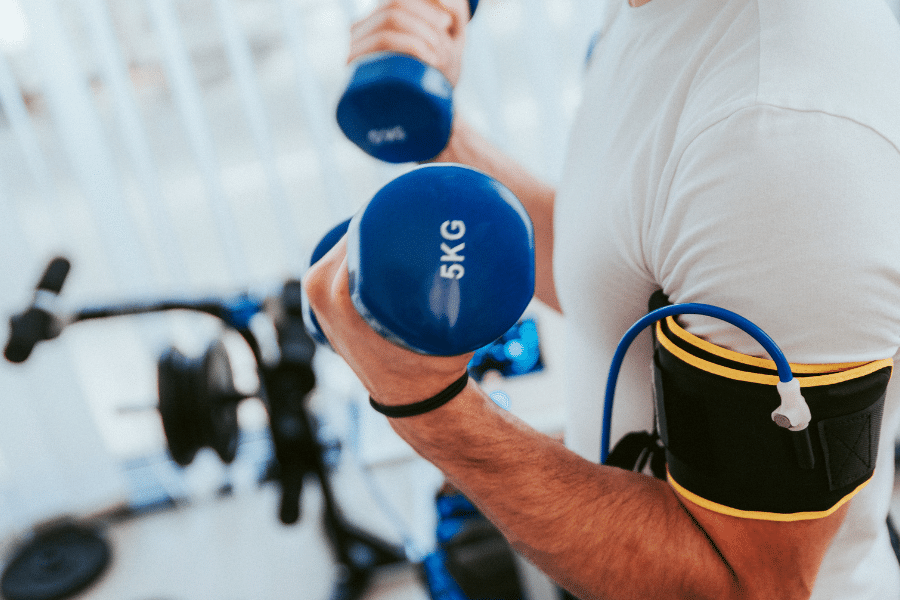 BFR (Blood Flow Restriction) la technique japonaise qui revolutionne l’hypertrophie