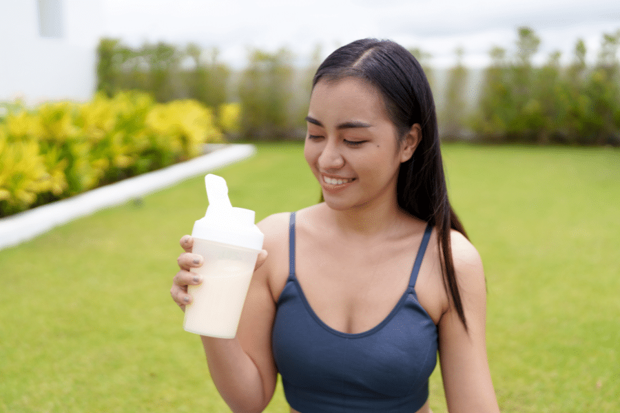 Whey vs caséine vs protéine végétale comparatif scientifique complet