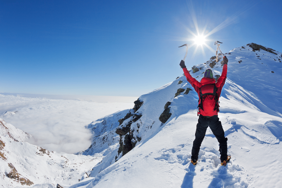 Alpinistes respirer là où l'air manque