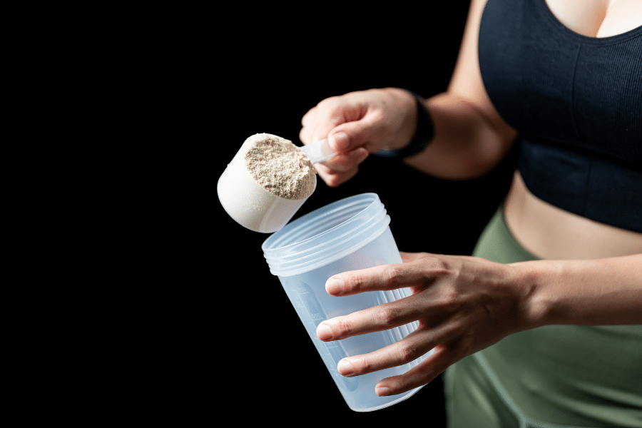 Besoins en protéines par jour calculateur par profil et guide nutritionnel complet