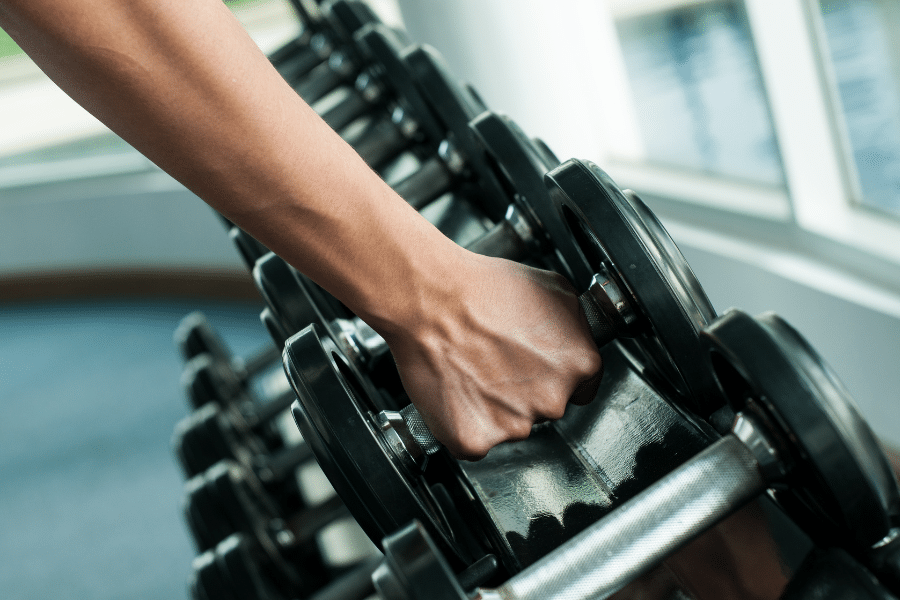 Les règles non dites de la salle de sport le guide de l'étiquette