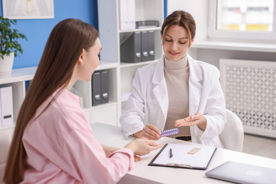 Contraception hormonale et sport ce que la recherche établit vraiment sur la performance