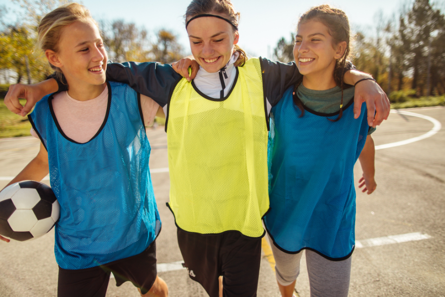Décrochage sportif des adolescentes l’écart s’est creusé pendant que les garçons progressaient